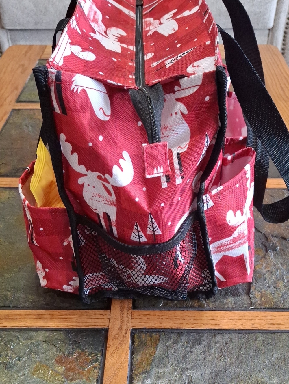 Thirty-one Red Moose Tote with Exterior Pockets - Picture 3 of 7